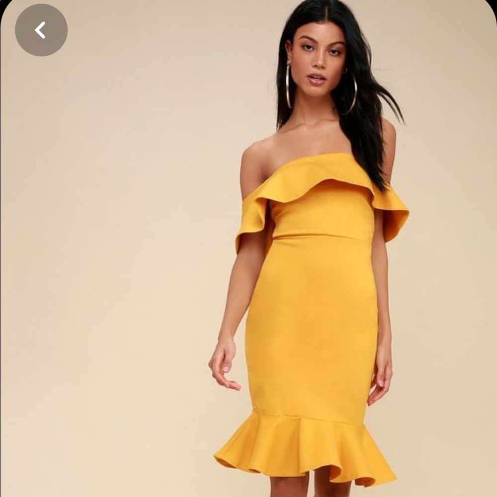Lulu’s yellow body-con midi dress